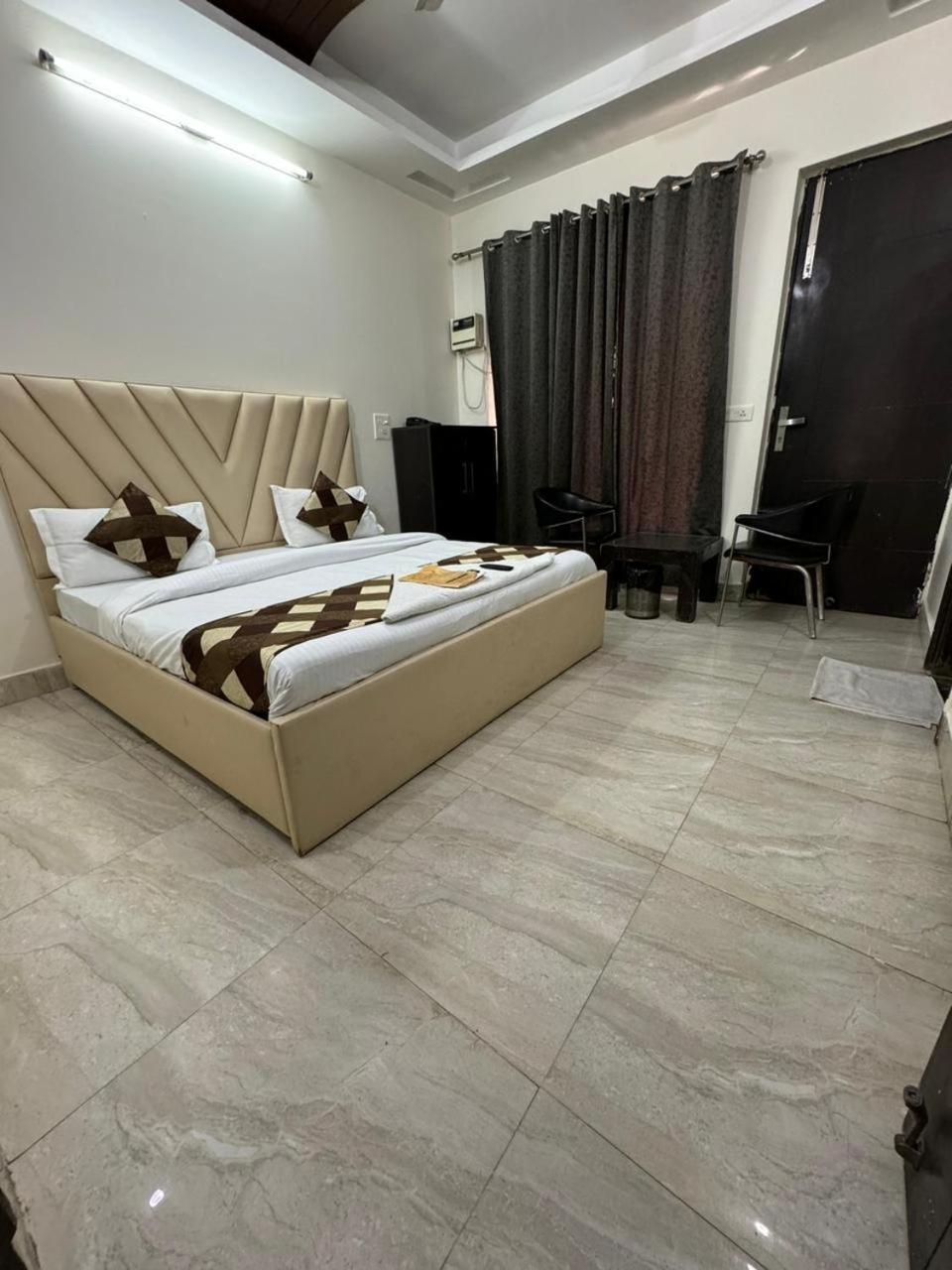 Parkview Residency Hotell Gurgaon Eksteriør bilde